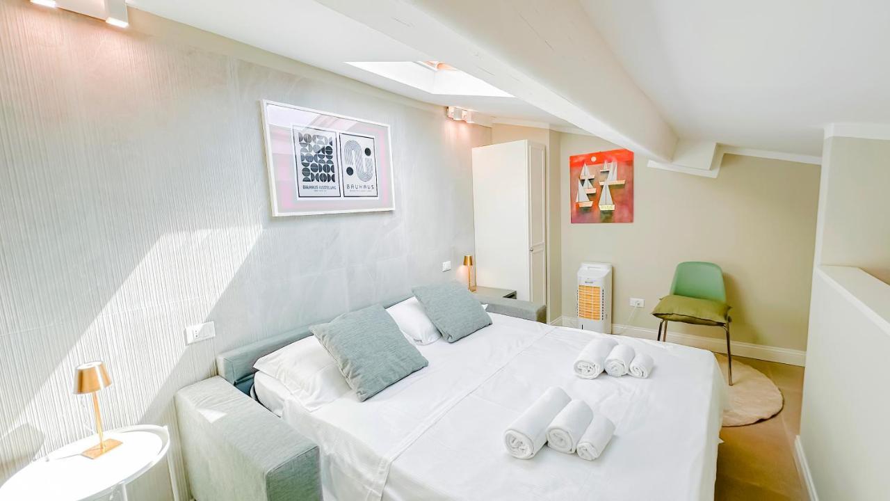 Alighieri Boutique Apartment ฟลอเรนซ์ ภายนอก รูปภาพ