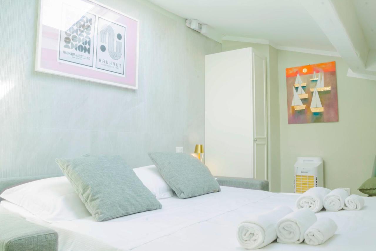 Alighieri Boutique Apartment ฟลอเรนซ์ ภายนอก รูปภาพ