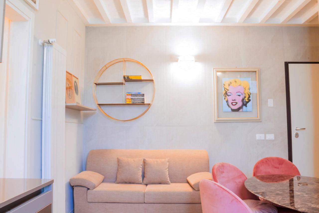 Alighieri Boutique Apartment ฟลอเรนซ์ ภายนอก รูปภาพ